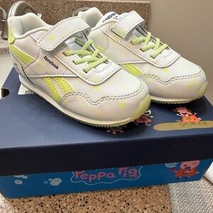 Peppa Pig by Reebok Kids Shoes - White and neon yellow